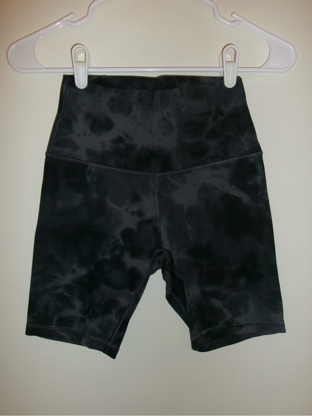 Lululemon Black Tie-Dye High-Rise Bike Shorts